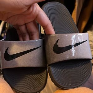 Kids Nike slides